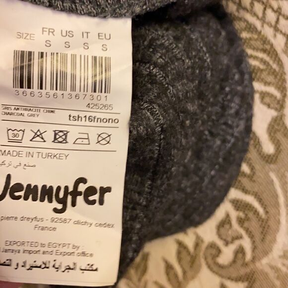 𝅺Jennyfer Cold Shoulder Long Sleeve Sweater - Picture 5 of 6